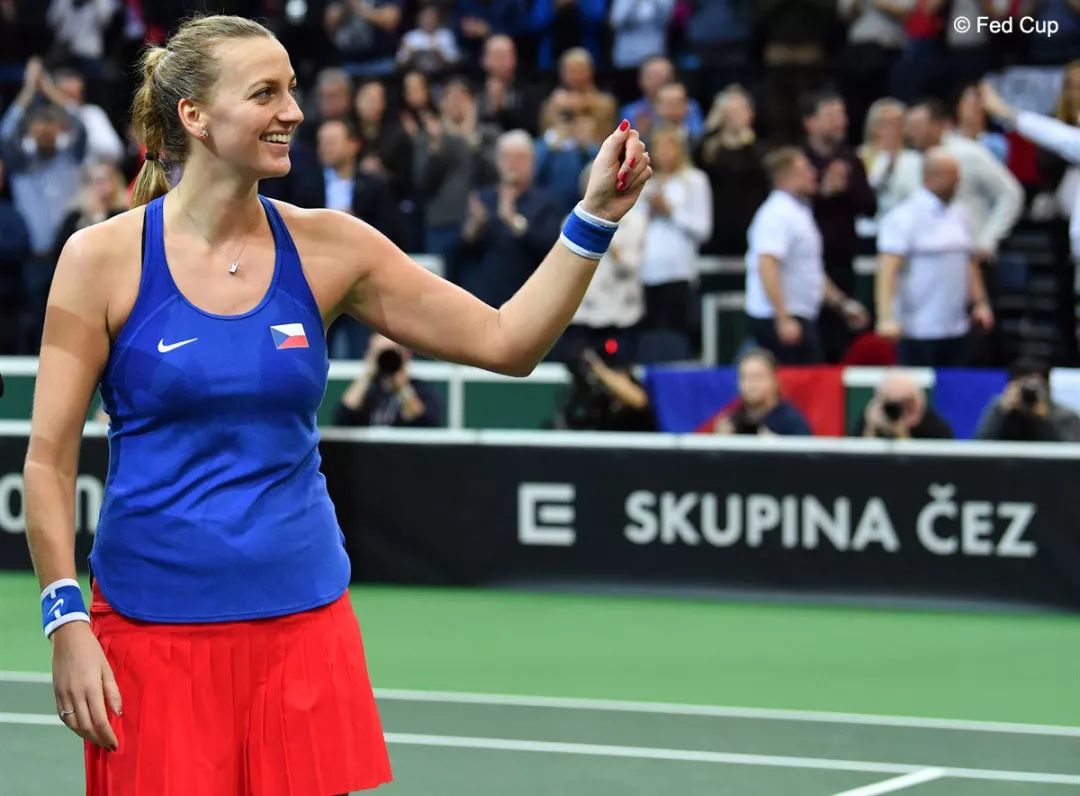 九游体育-轰击金箔实验视频